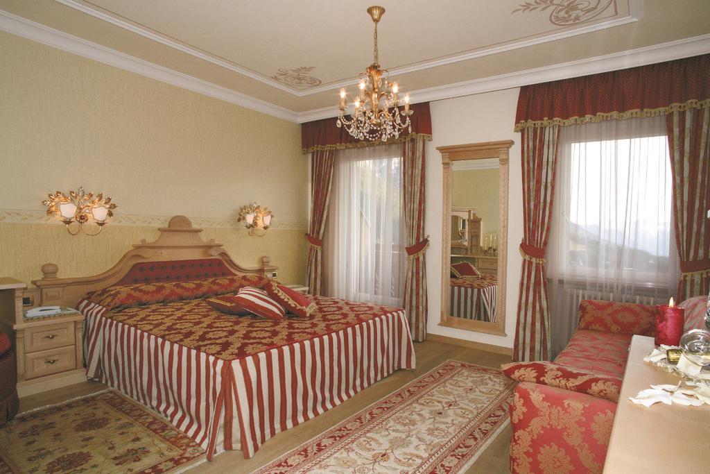 Hotel Colbricon Beauty & Relax San Martino Di Castrozza Exterior photo